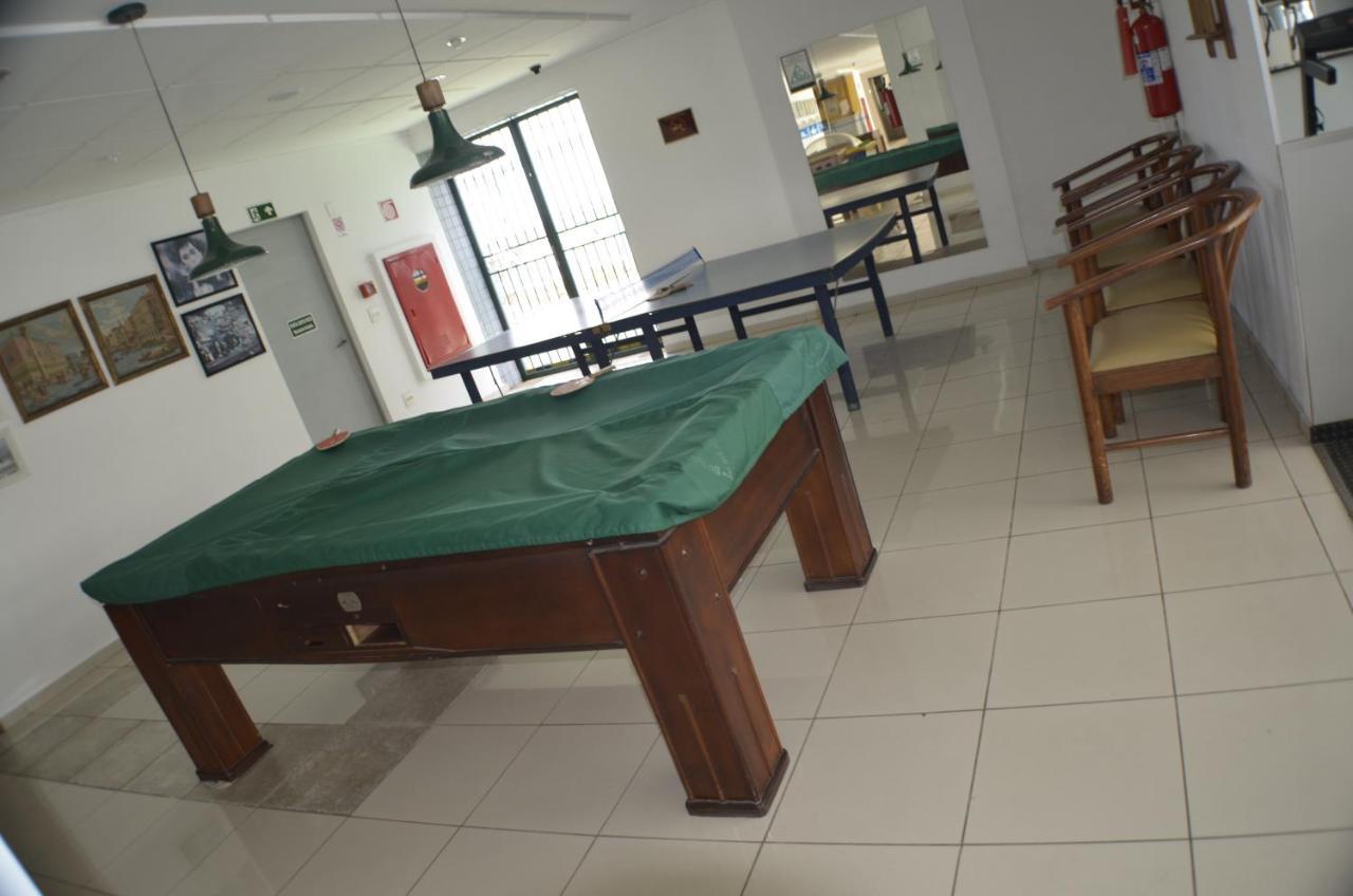 Constantino Hotel E Eventos Juiz de Fora Εξωτερικό φωτογραφία A pool table at the station