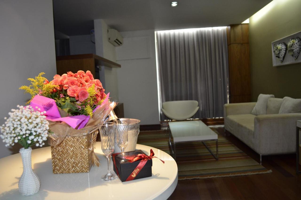 Constantino Hotel E Eventos Juiz de Fora Εξωτερικό φωτογραφία A living room in a condominium